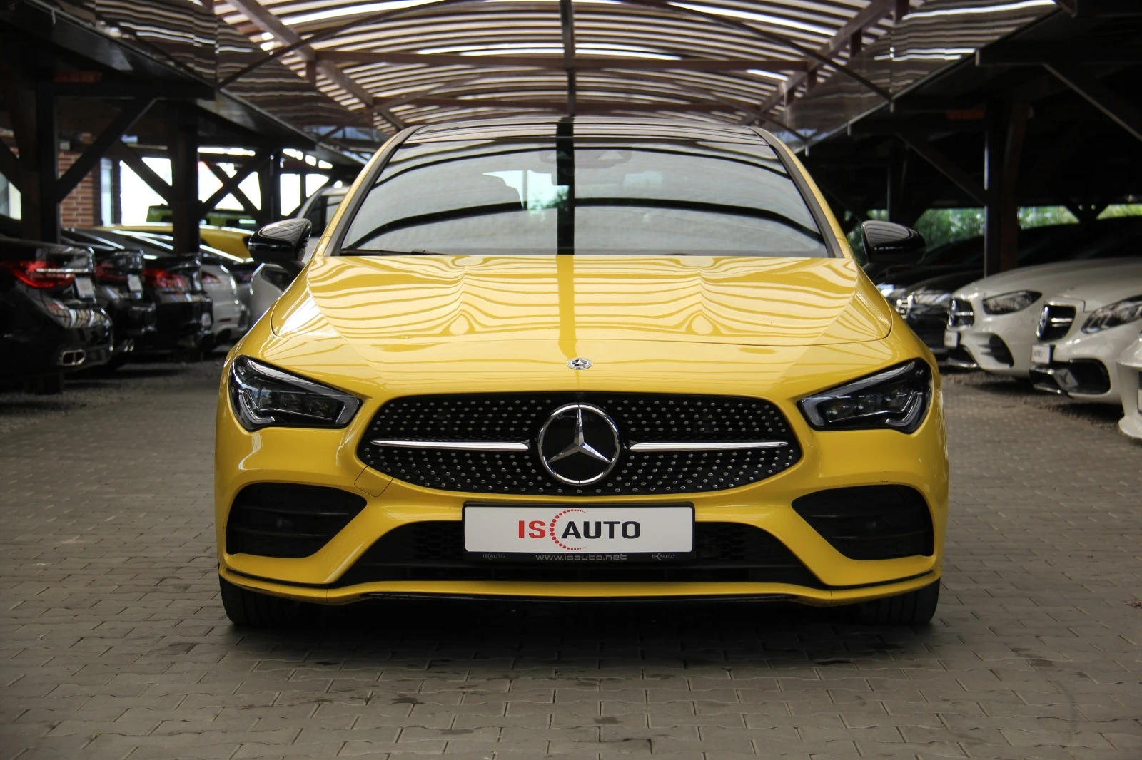 Mercedes-Benz CLA 250 Amg/Led/Panorama - изображение 2