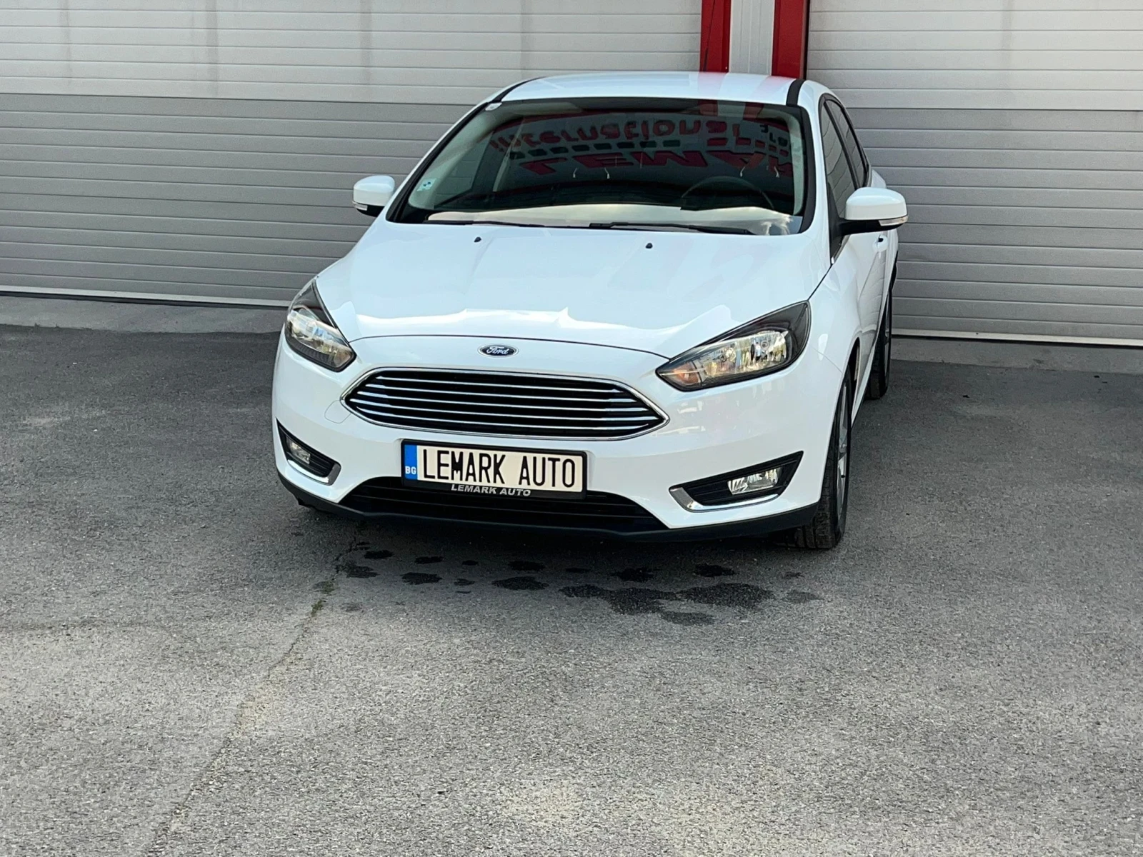 Ford Focus 1.0I ECOBOOST NAVI KEY LESS EVRO 6B 75000KM!!! - изображение 2