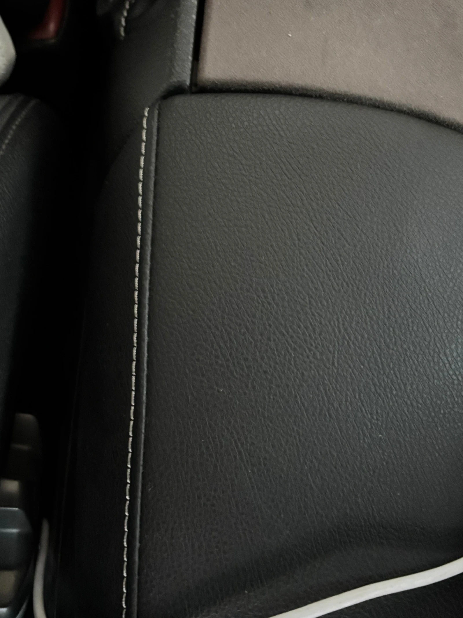 Volvo S60 2.4D5 - изображение 8