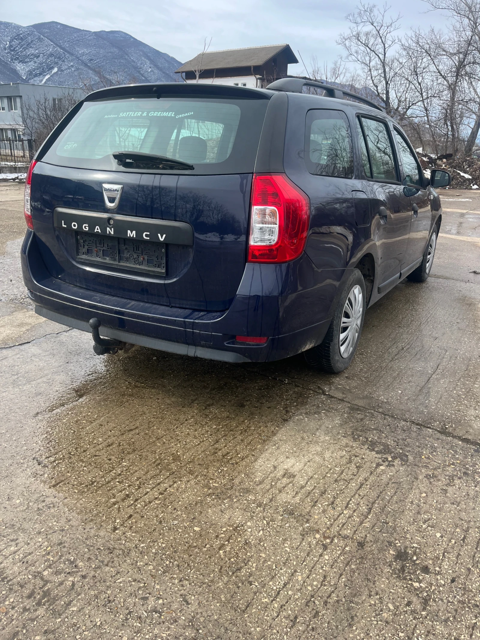 Dacia Logan 1.2 75 кс - изображение 10