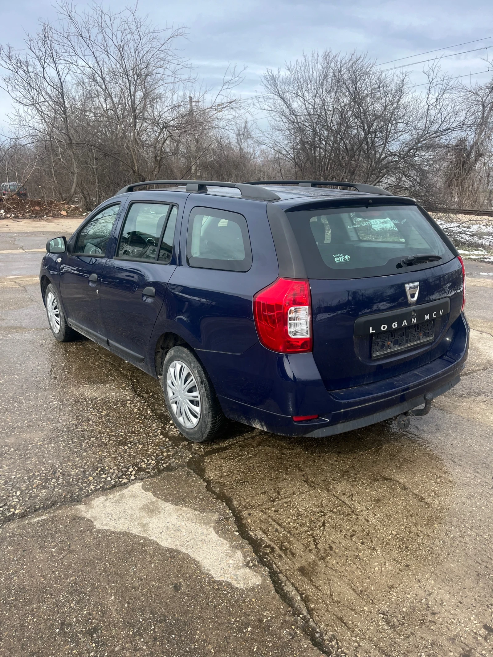 Dacia Logan 1.2 75 кс - изображение 9