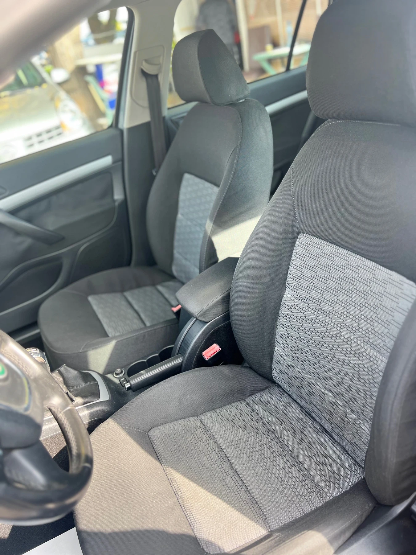 Skoda Octavia 1.6 - изображение 8