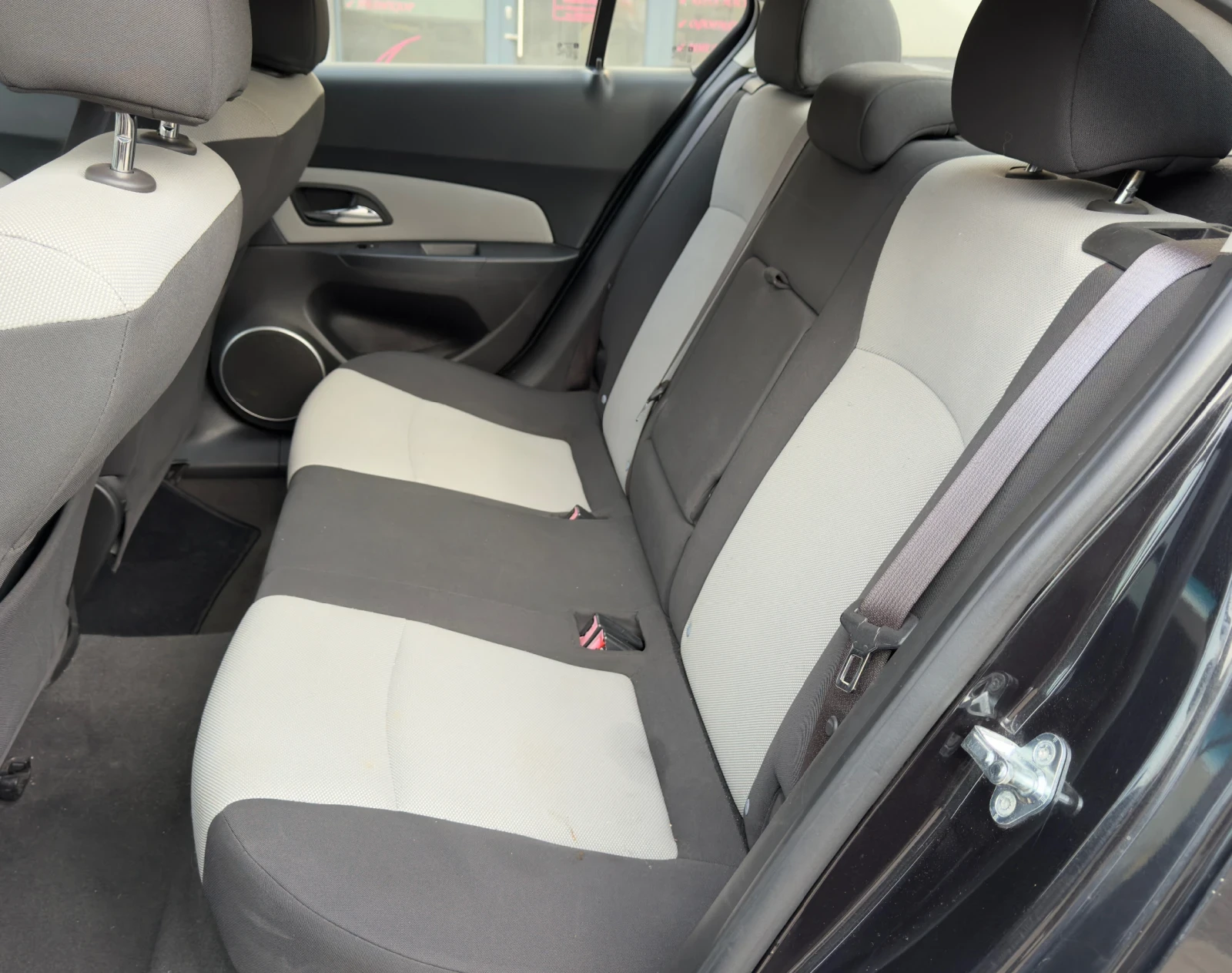 Chevrolet Cruze 1.6 газ инжекцион - изображение 8