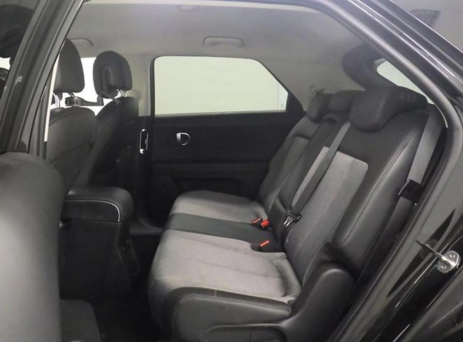 Hyundai Ioniq 5 Connect+ 73kWh / SOH 100% / ТЕРМОПОМПА  - изображение 8