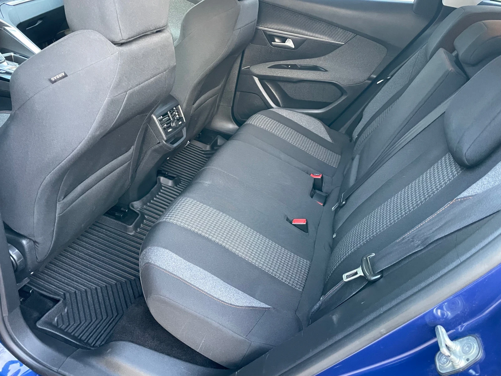 Peugeot 3008 1.6 HDi 120HP, снимка 13 - Автомобили и джипове - 53712783