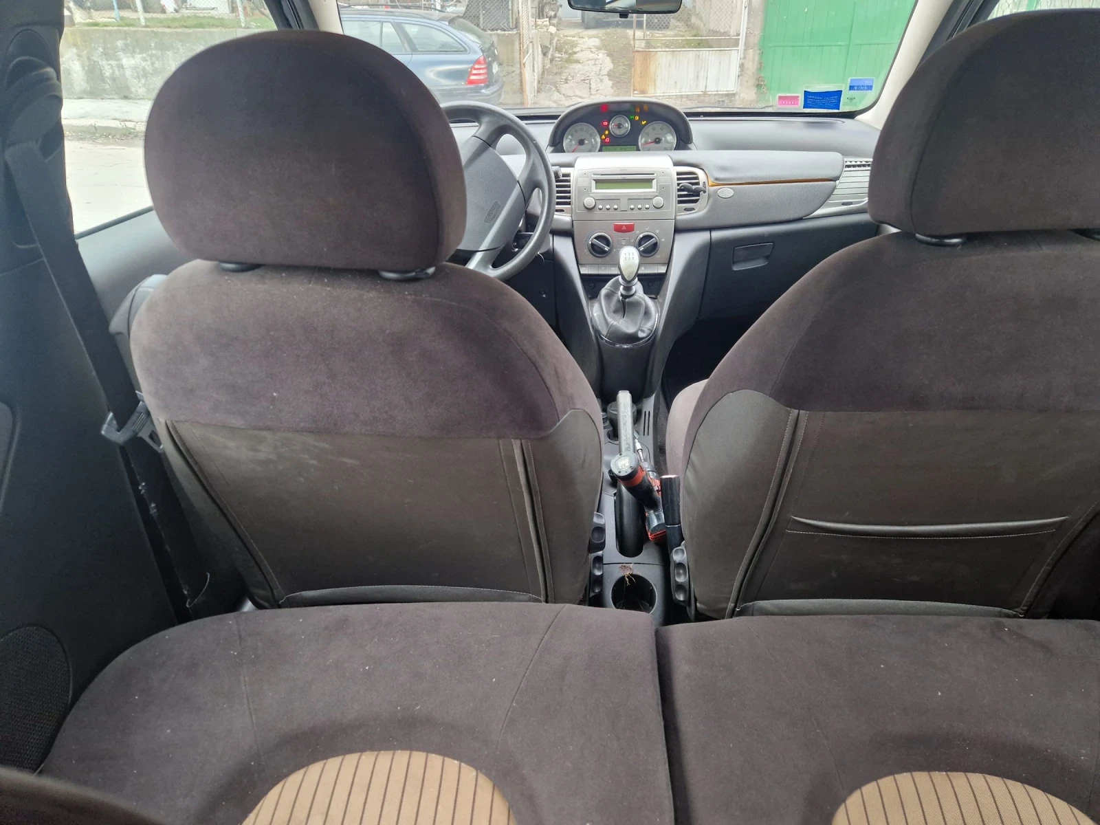 Lancia Ypsilon ������ | Mobile.bg � ����������� 9