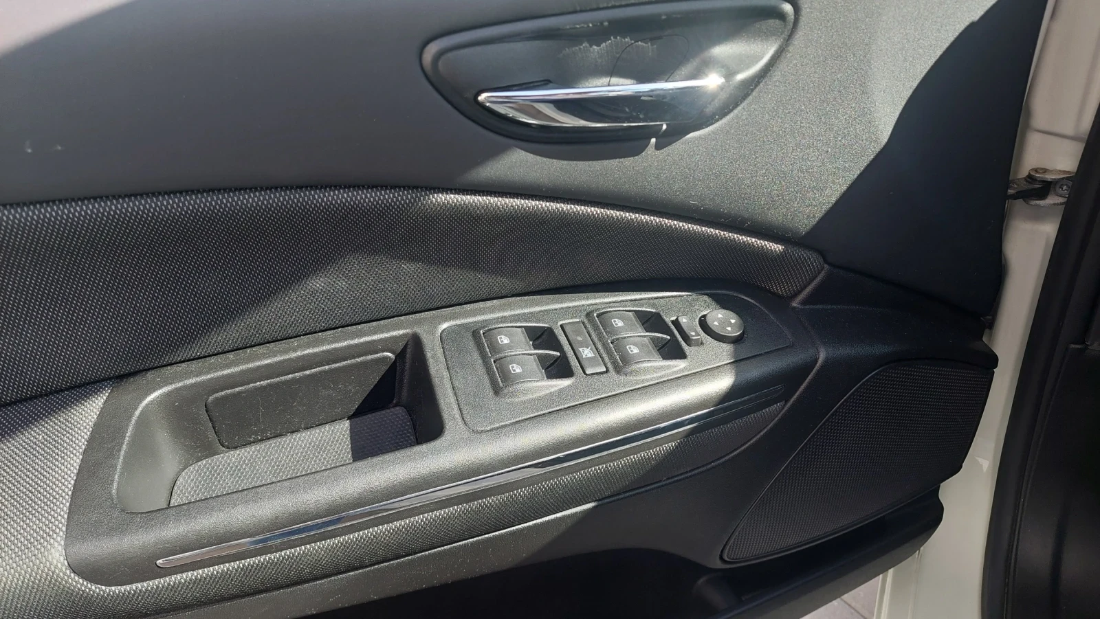 Fiat Bravo 1.4 Turbo T-Jet 120 к.с., снимка 12 - Автомобили и джипове - 53830209