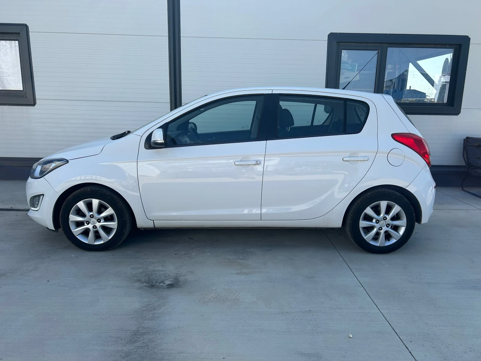 Hyundai I20 1.4 d 90 ps, снимка 7 - Автомобили и джипове - 54121454