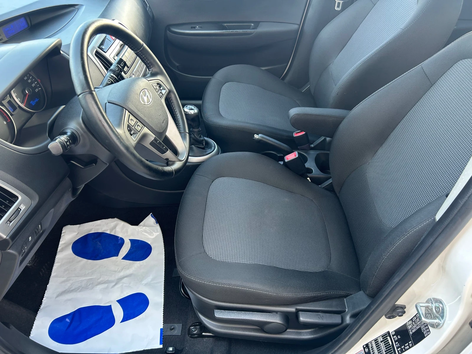 Hyundai I20 1.4 d 90 ps, снимка 7 - Автомобили и джипове - 54121454