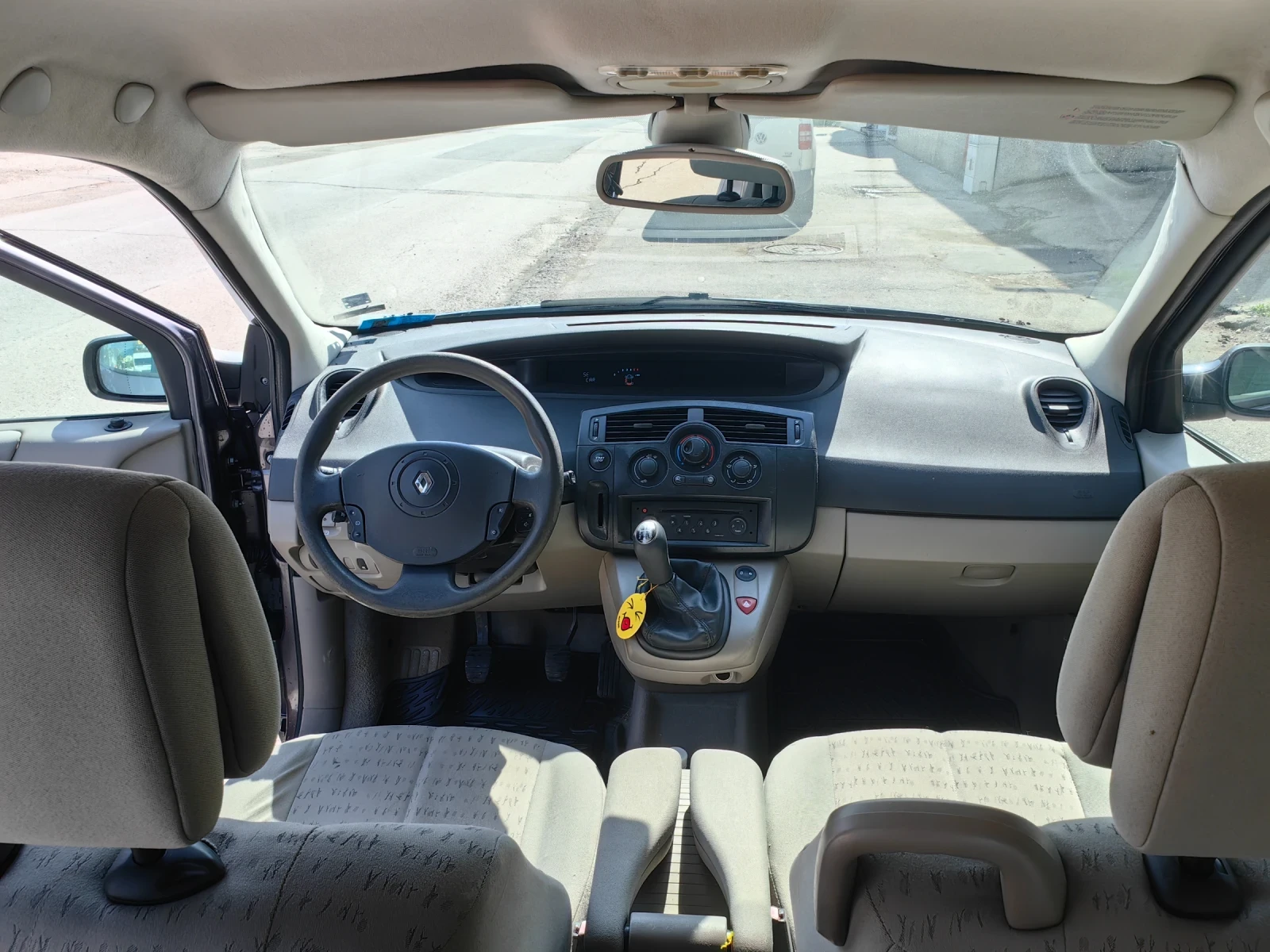 Renault Scenic, снимка 9 - Автомобили и джипове - 54585371