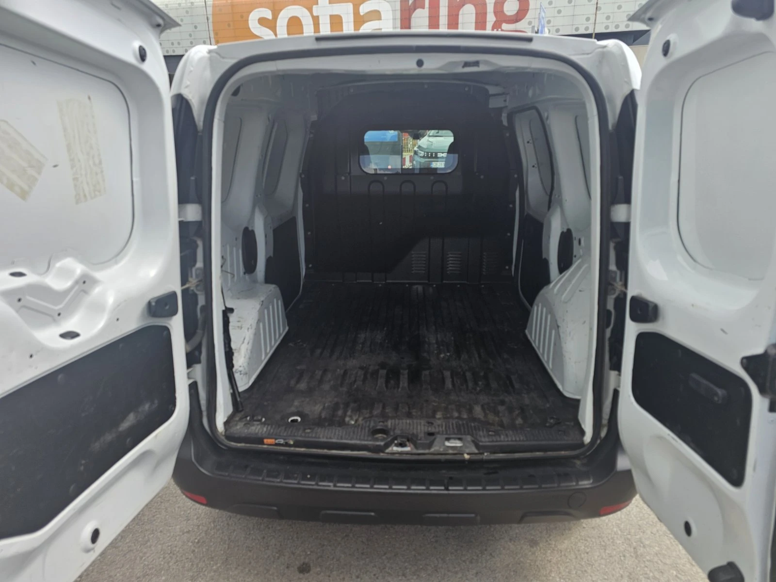 Renault Express dCi 95 к.с. Дизел Stop & Start, снимка 12 - Автомобили и джипове - 54770206