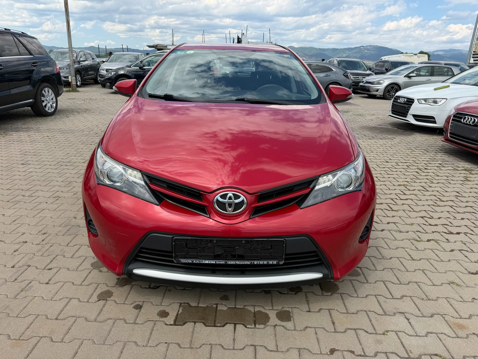 Toyota Auris 1.4D-4D EURO 5, снимка 3 - Автомобили и джипове - 55447879