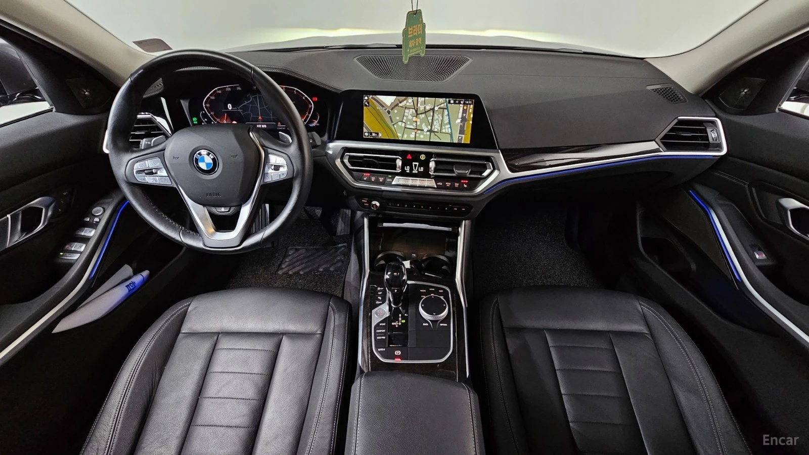 BMW 320 Luxury* HUD* КОЖА* НАВИ* ПАНО* АВТОКРЕДИТ, снимка 5 - Автомобили и джипове - 55651455
