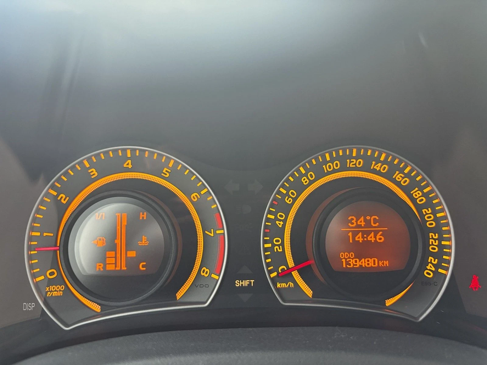 Toyota Auris 1.6 Velvematic, снимка 9 - Автомобили и джипове - 55735332