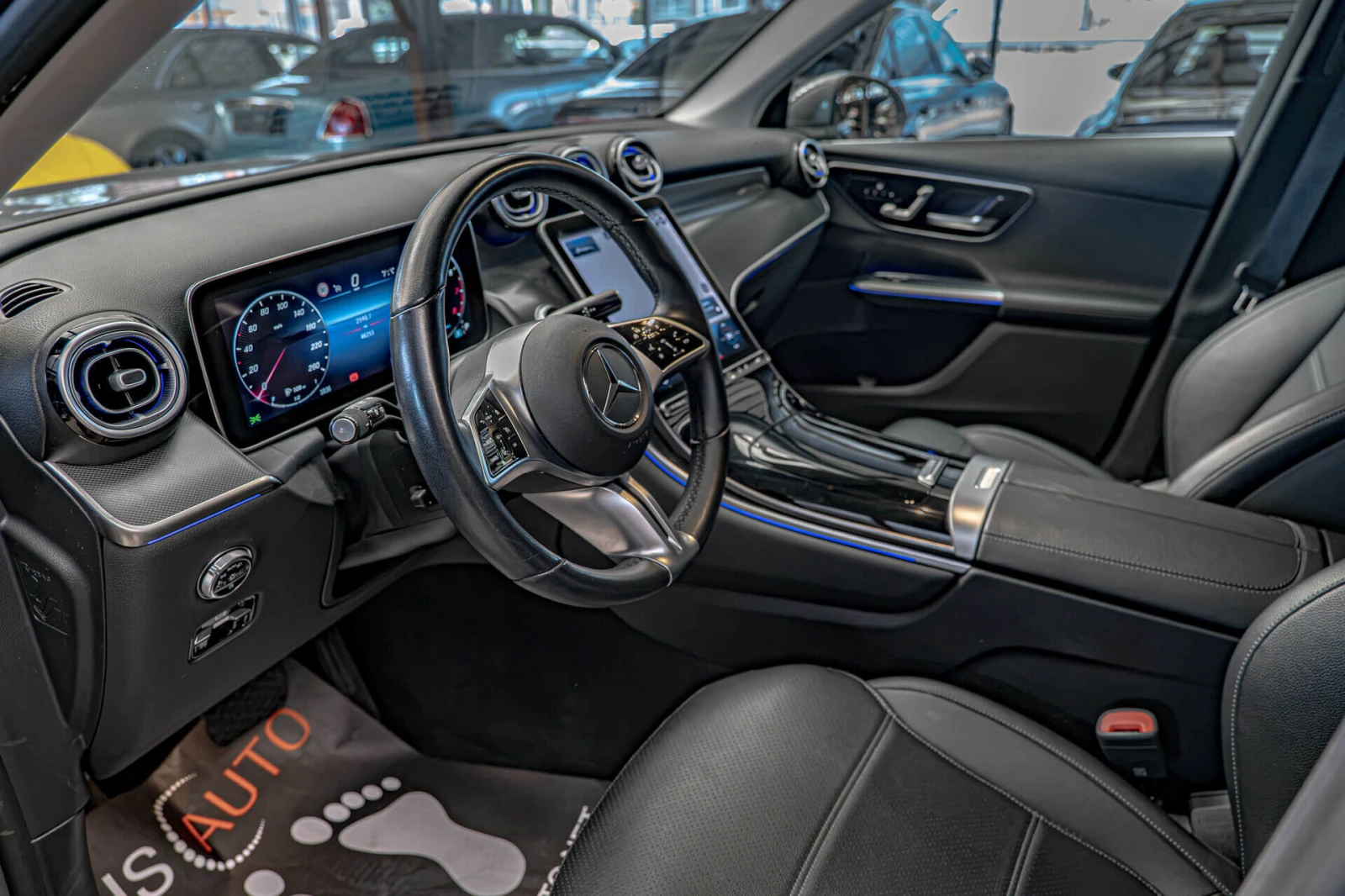 Mercedes-Benz GLC 200 4MATIC/Virtual/Подгрев/Ambient/Камера/Мемори/MBUX, снимка 7 - Автомобили и джипове - 55836801