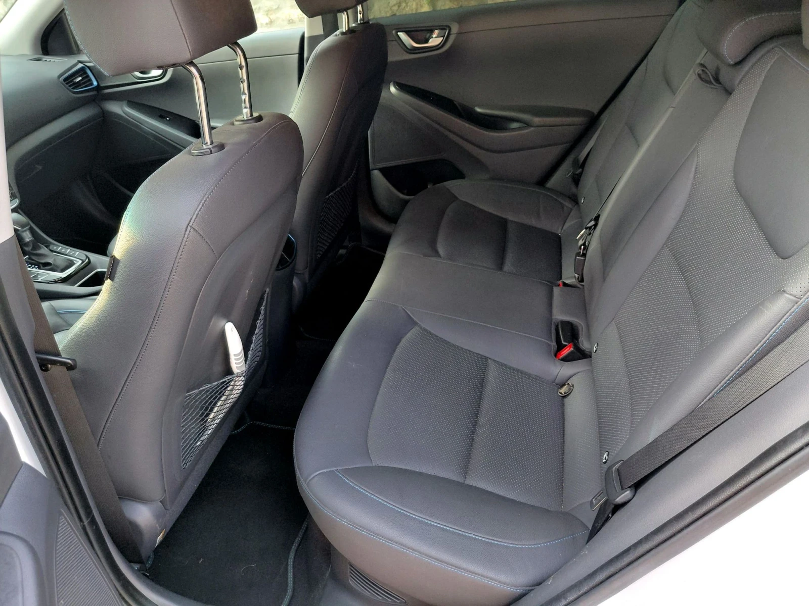 Hyundai Ioniq 1.6 full hybrid, снимка 9 - Автомобили и джипове - 55931551