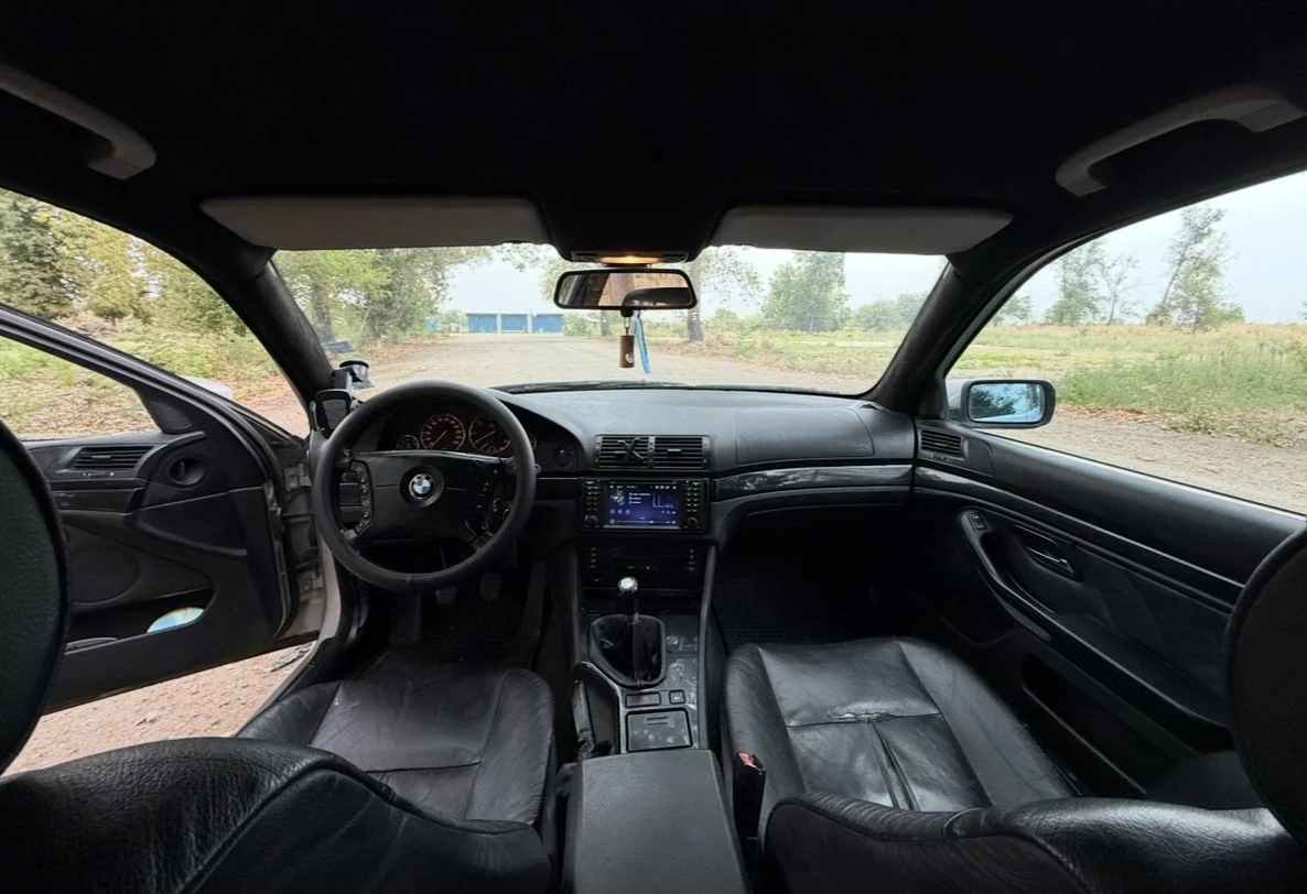 BMW 525, снимка 10 - Автомобили и джипове - 56234041