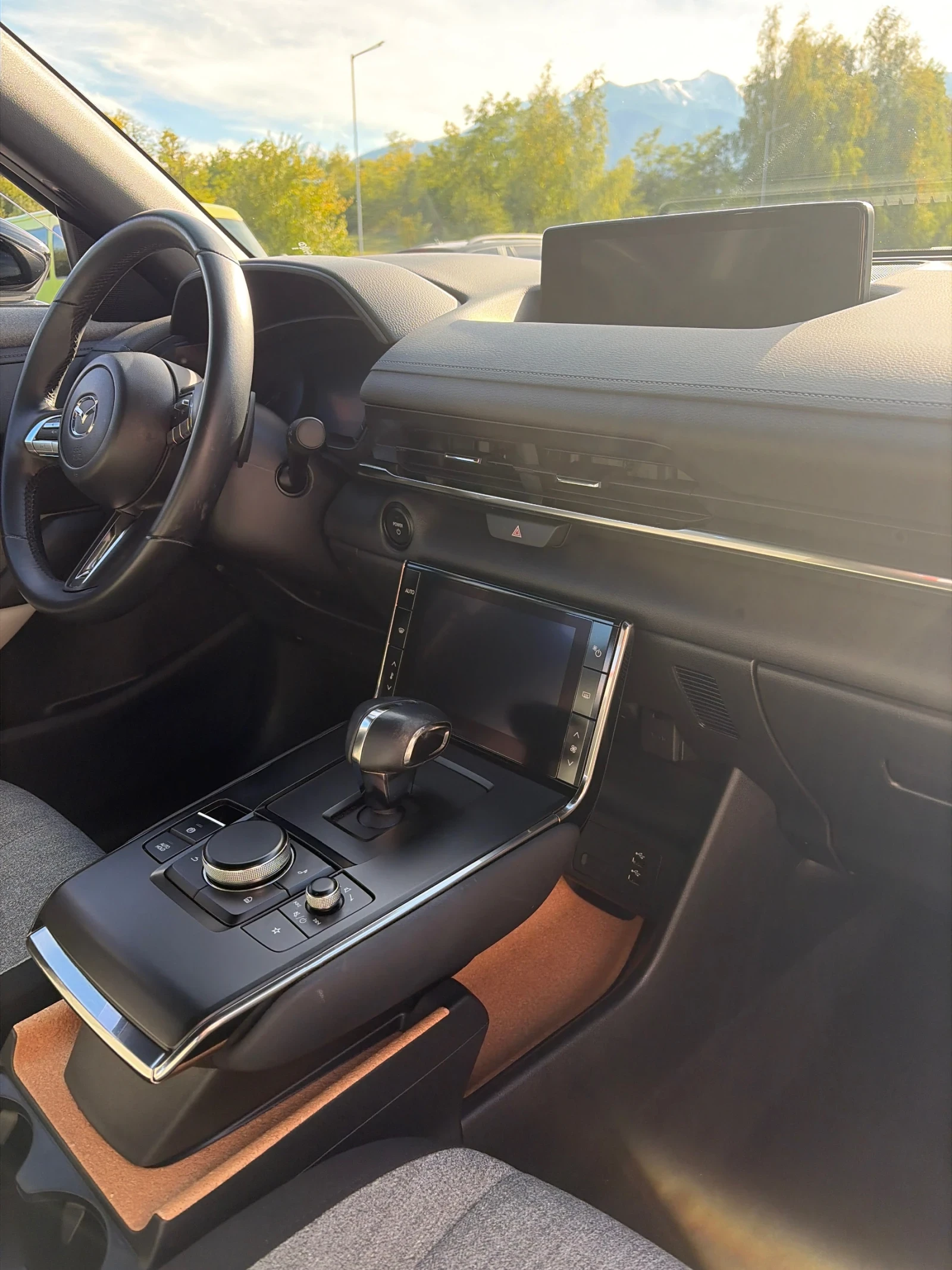 Mazda MX-30 E - Sky active, снимка 9 - Автомобили и джипове - 56294937