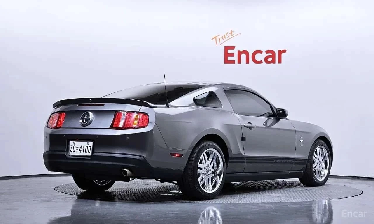 Ford Mustang, снимка 2 - Автомобили и джипове - 56689904