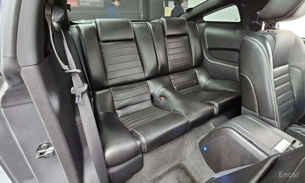 Ford Mustang, снимка 14 - Автомобили и джипове - 56689904