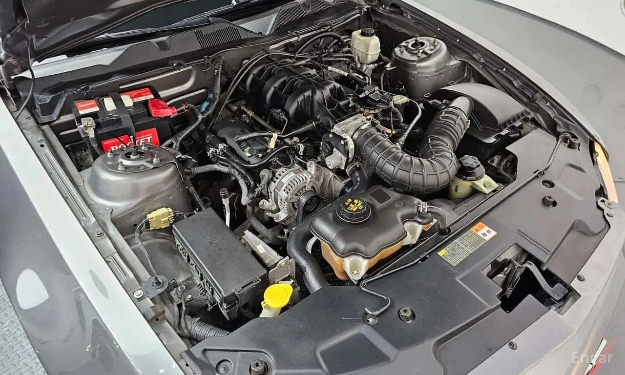 Ford Mustang, снимка 17 - Автомобили и джипове - 56689904