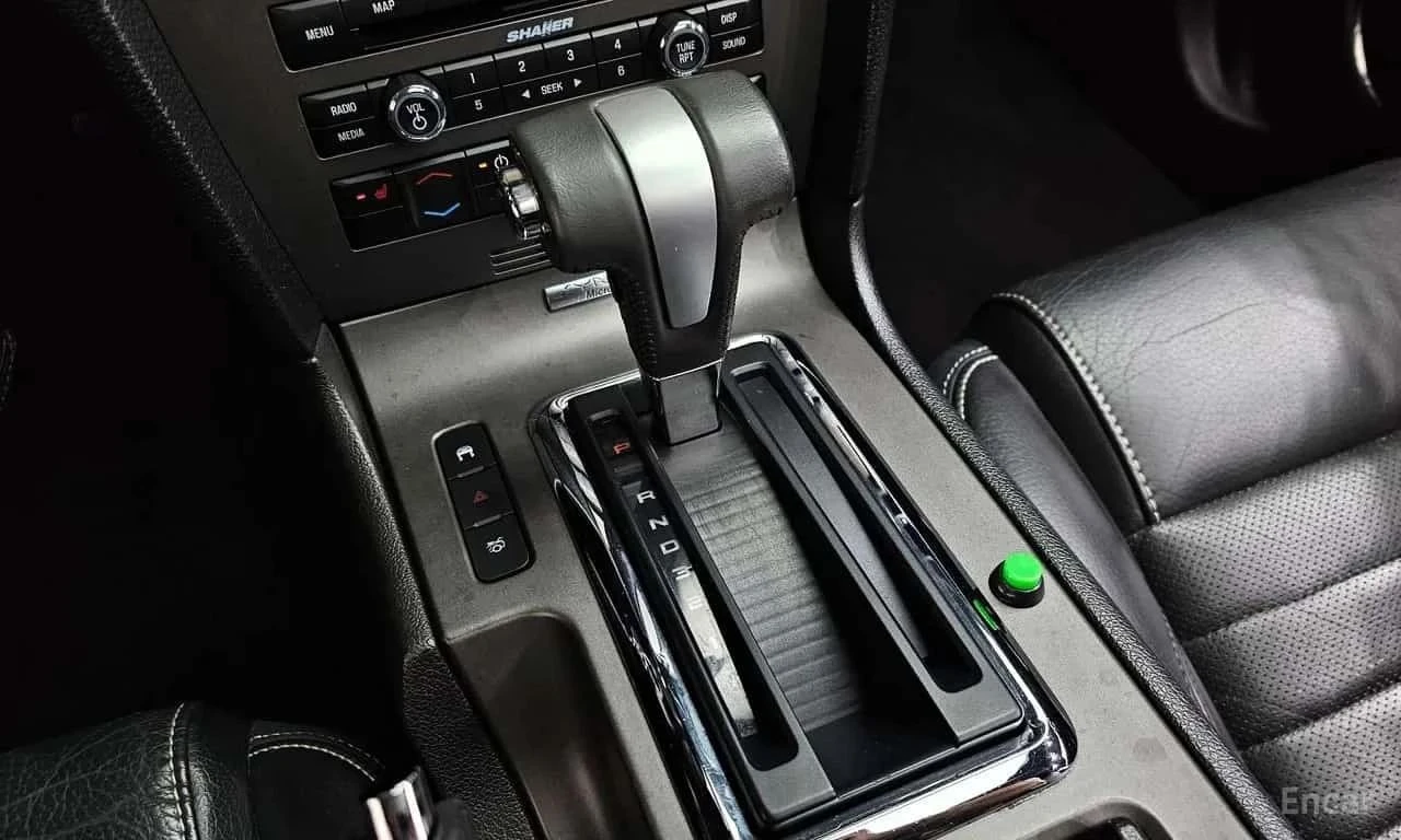 Ford Mustang, снимка 13 - Автомобили и джипове - 56689904