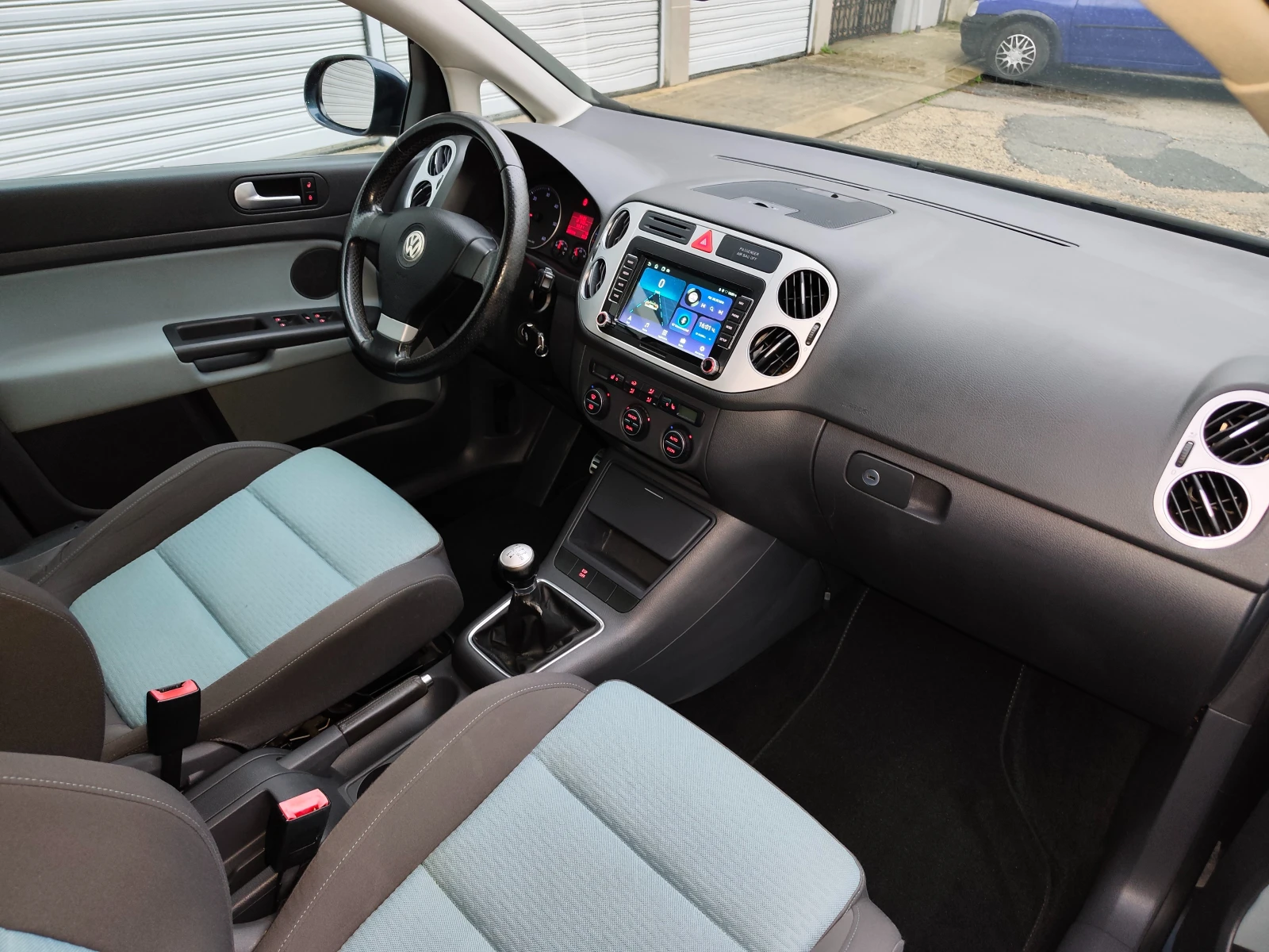 VW Golf Plus CROSS 1.9TDI 105к.с., снимка 11 - Автомобили и джипове - 56727824