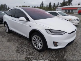 ������ Tesla Model X