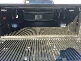 Toyota Tundra * SR5 PLUS CREW CAB STD BED * CARFAX *  | Mobile.bg � ����� ������ 13