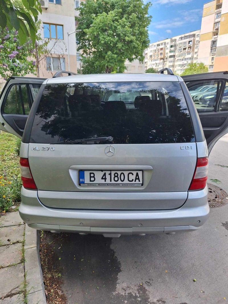 Mercedes-Benz ML 270, снимка 3 - Автомобили и джипове - 45383780