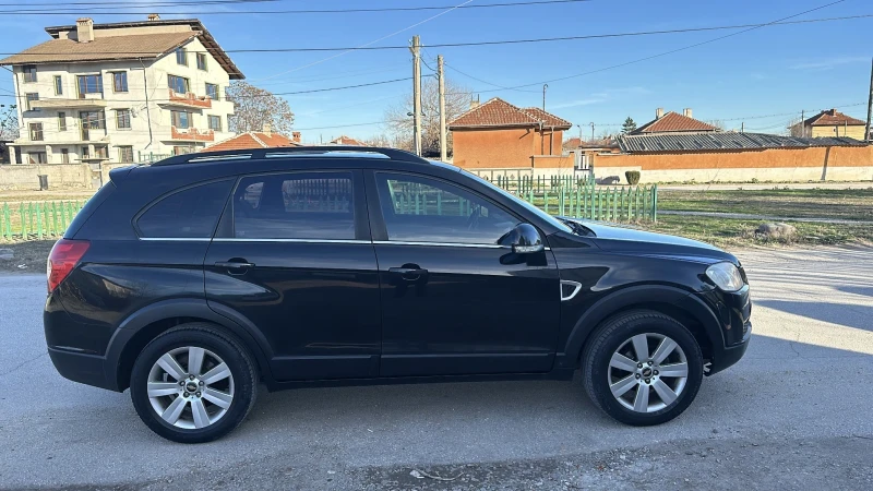 Chevrolet Captiva, снимка 12 - Автомобили и джипове - 48891586