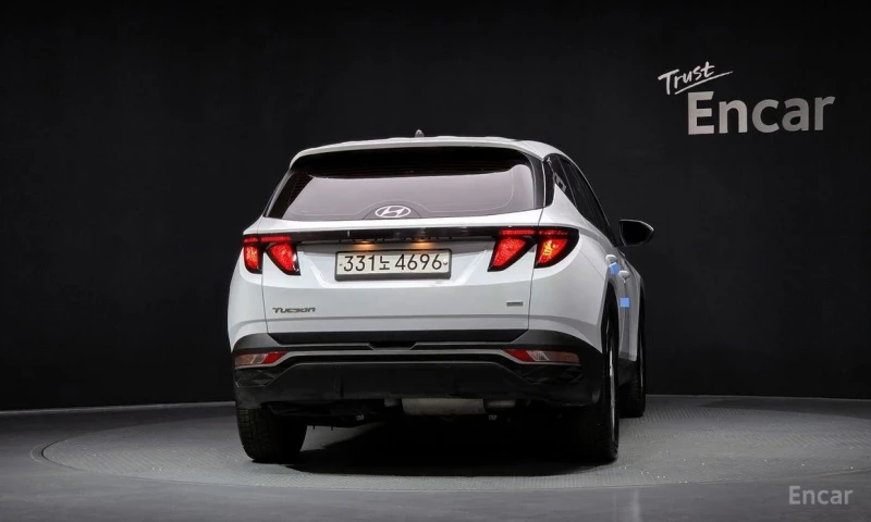 Hyundai Tucson, снимка 4 - Автомобили и джипове - 52807741