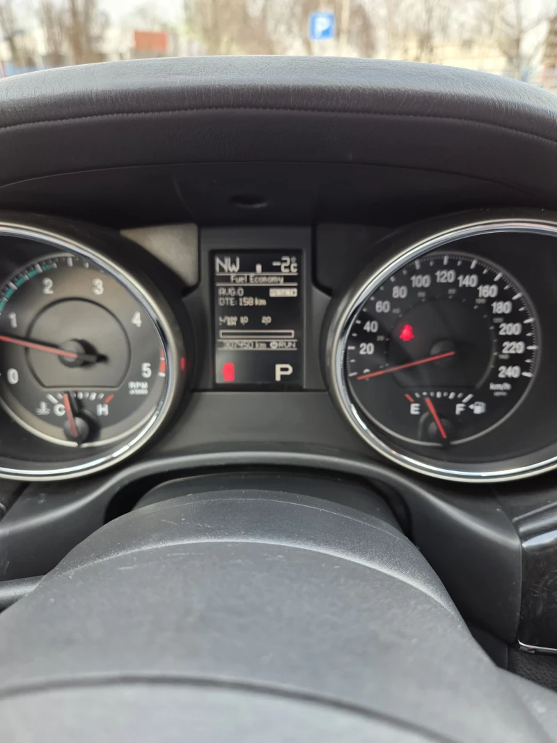 Jeep Grand cherokee, снимка 11 - Автомобили и джипове - 53093503