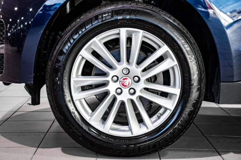 Jaguar F-PACE 20d* Prestige* AWD* АвтоКредит* (Цена до БГ), снимка 5 - Автомобили и джипове - 53354112