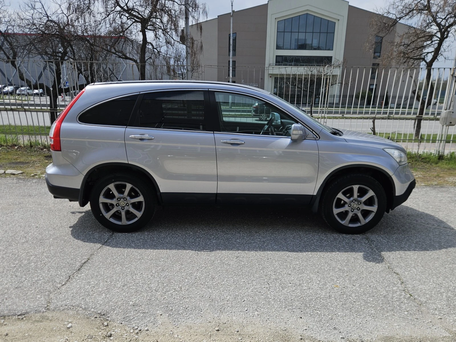 Honda Cr-v 2.0i-VTEC 4x4 * Navi* Камера* Acantara  - изображение 4