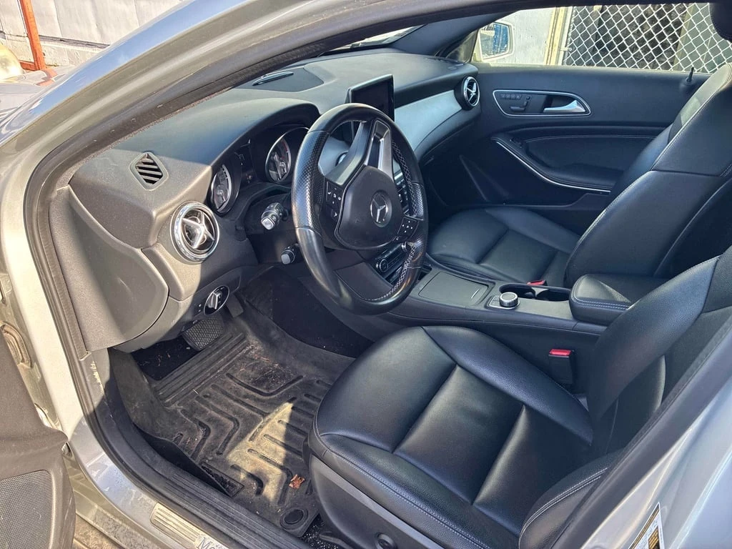 Mercedes-Benz GLA 250 * CARFAX * БЕЗ ПЪРВОНАЧАЛНА ВНОСКА - изображение 5