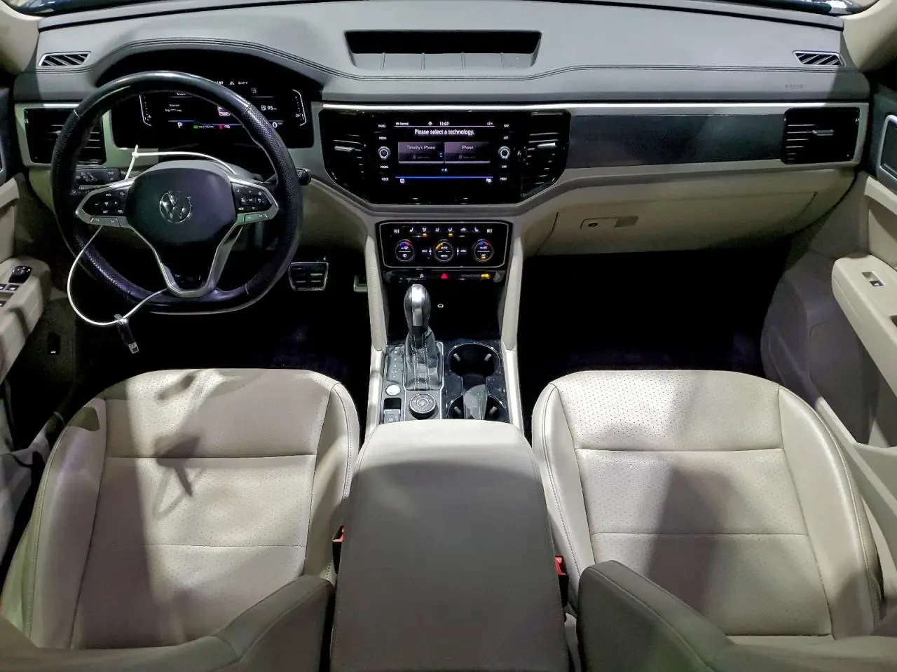 VW Atlas SEL R-LINE, снимка 8 - Автомобили и джипове - 53860311