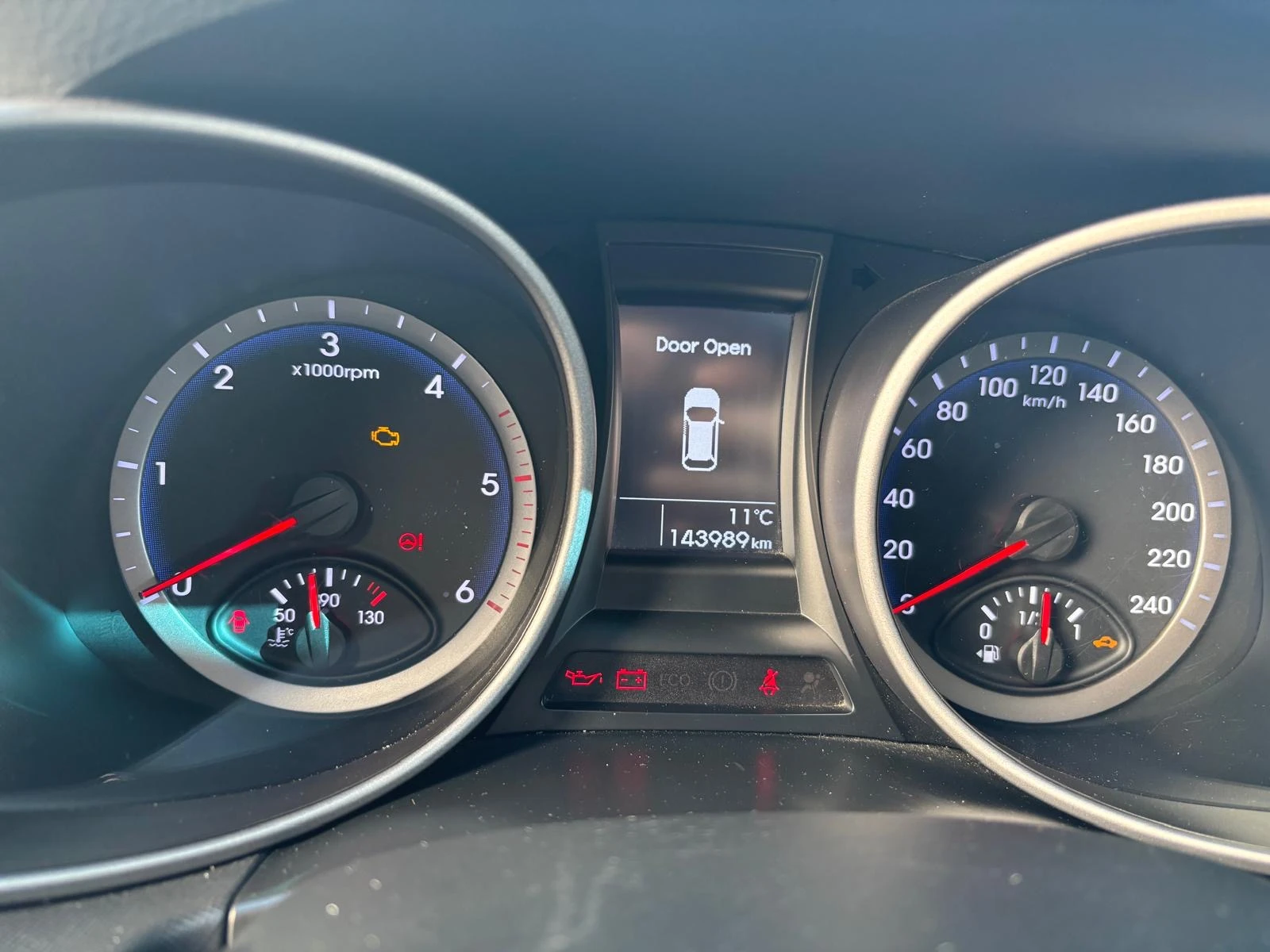 Hyundai Santa fe 2.0crdi 150hp, снимка 9 - Автомобили и джипове - 54061331