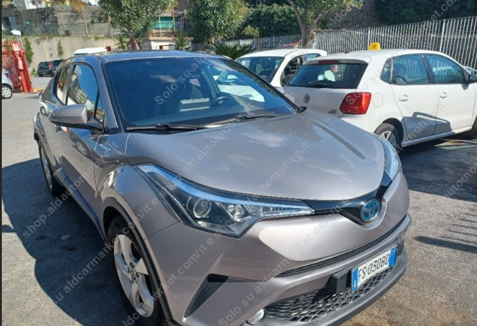 Toyota C-HR Business 