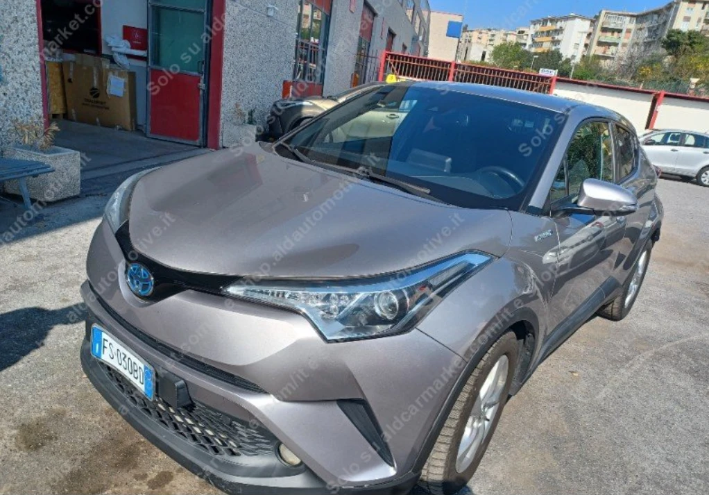 Toyota C-HR Business , снимка 2 - Автомобили и джипове - 54463943