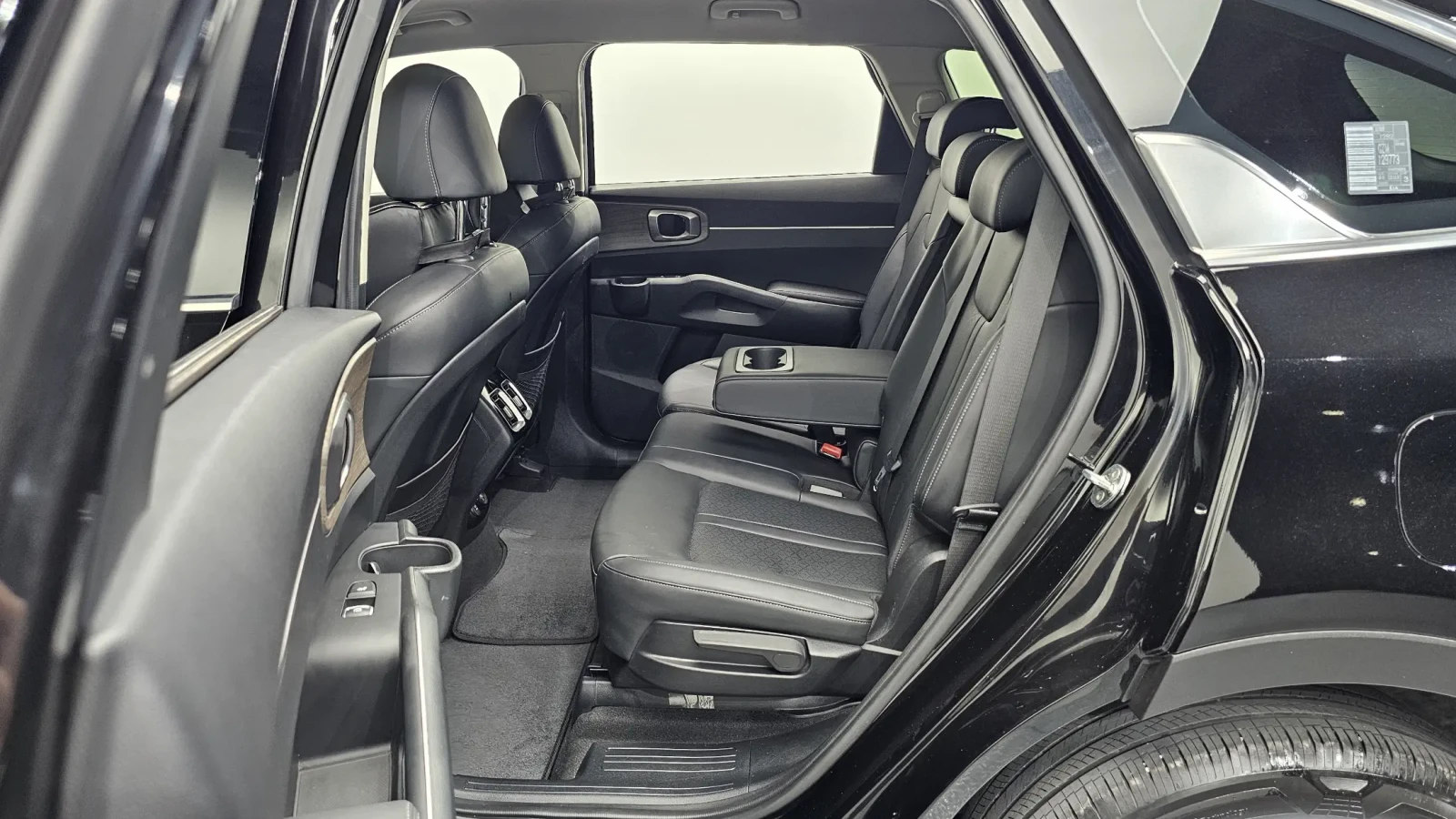 Kia Sorento 2.5 PRESTIGE! !!УНИКАТ!! !КАМЕРИ!, снимка 11 - Автомобили и джипове - 54965352
