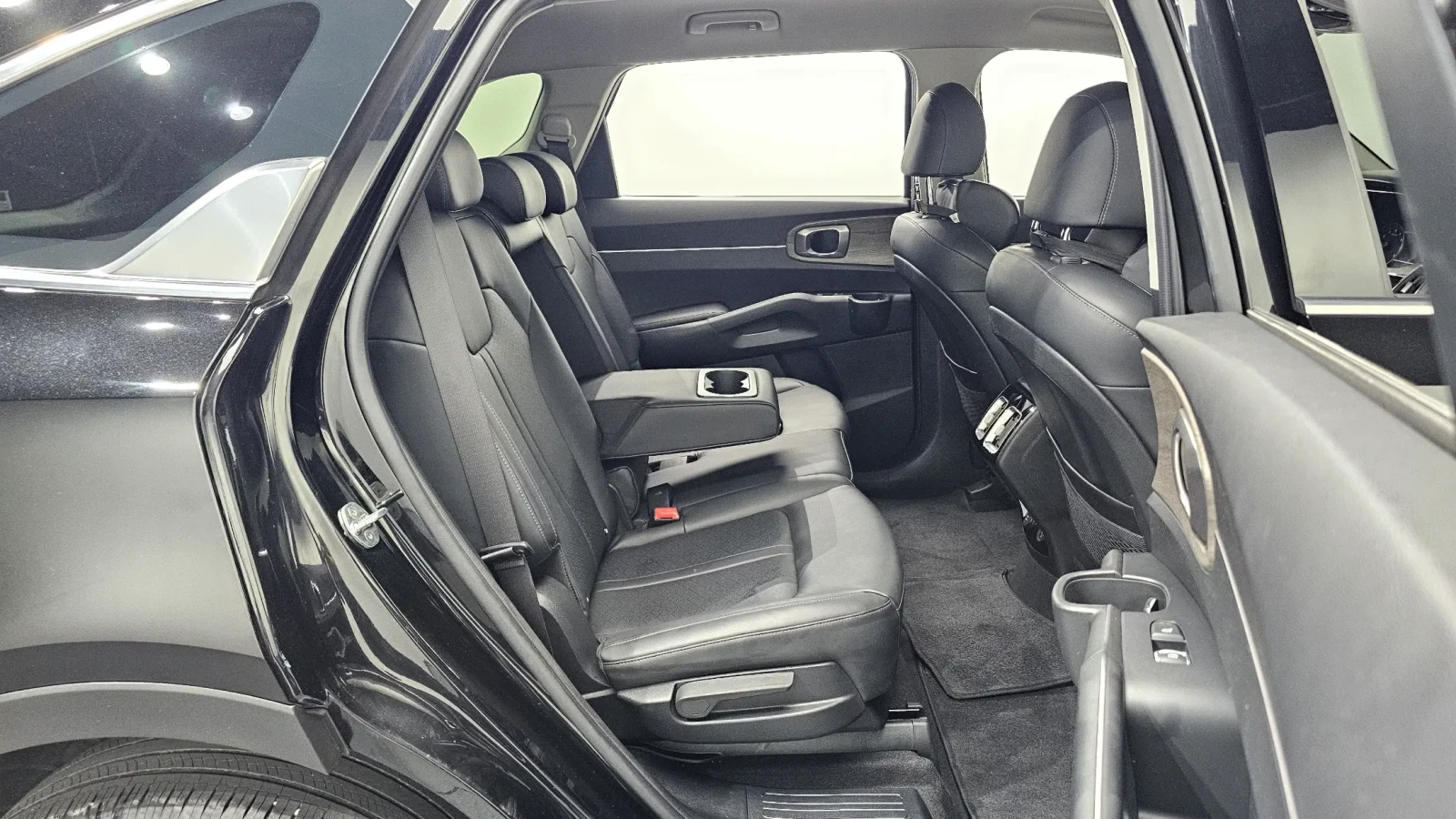 Kia Sorento 2.5 PRESTIGE! !!УНИКАТ!! !КАМЕРИ!, снимка 12 - Автомобили и джипове - 54965352