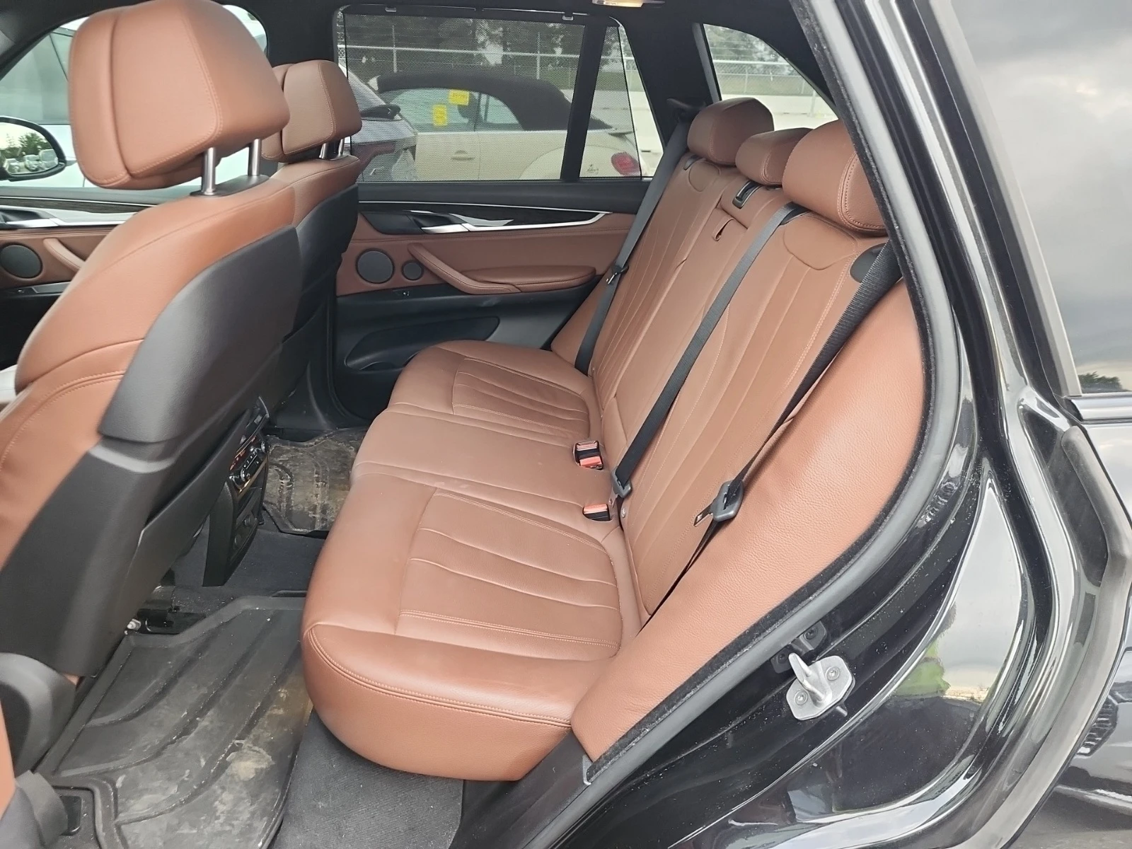 BMW X5 35i * M ПАКЕТ * HK * СЕРВИЗНА ИСТОРИЯ * , снимка 9 - Автомобили и джипове - 55223950