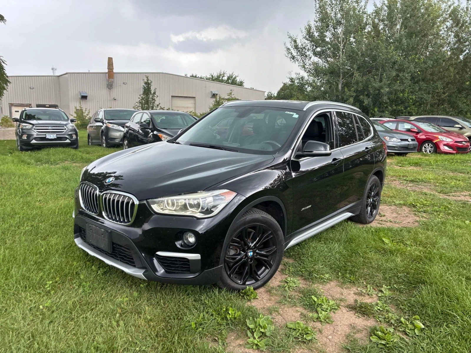 BMW X1 Няма удари  Пълна сервизна АвтоКредит ЦЕНА ДО БГ