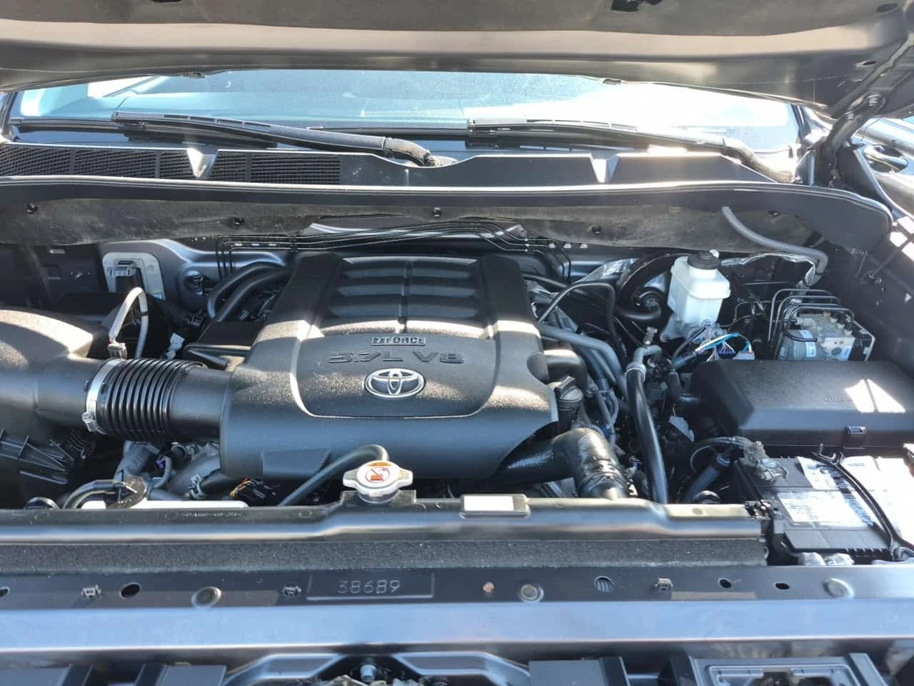 Toyota Tundra * SR5 PLUS CREW CAB STD BED * CARFAX *  | Mobile.bg � ����������� 17