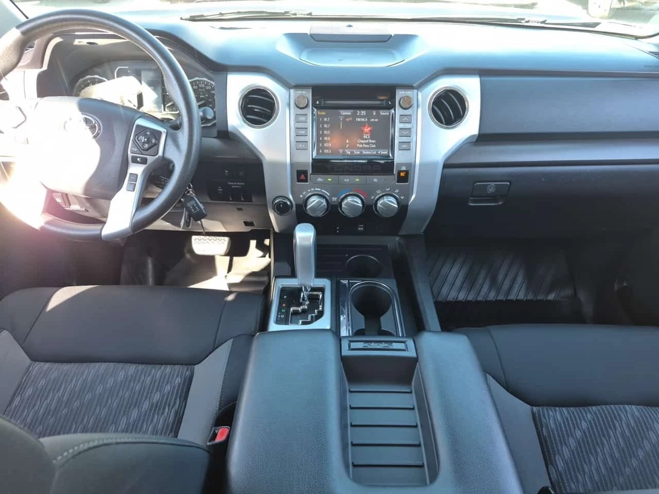 Toyota Tundra * SR5 PLUS CREW CAB STD BED * CARFAX *  | Mobile.bg � ����������� 10