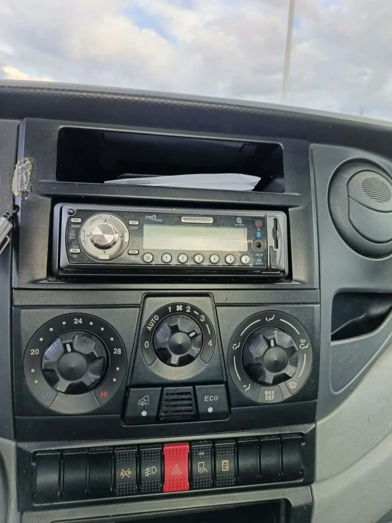 Iveco 35s12 Daily, снимка 7 - Бусове и автобуси - 53506831