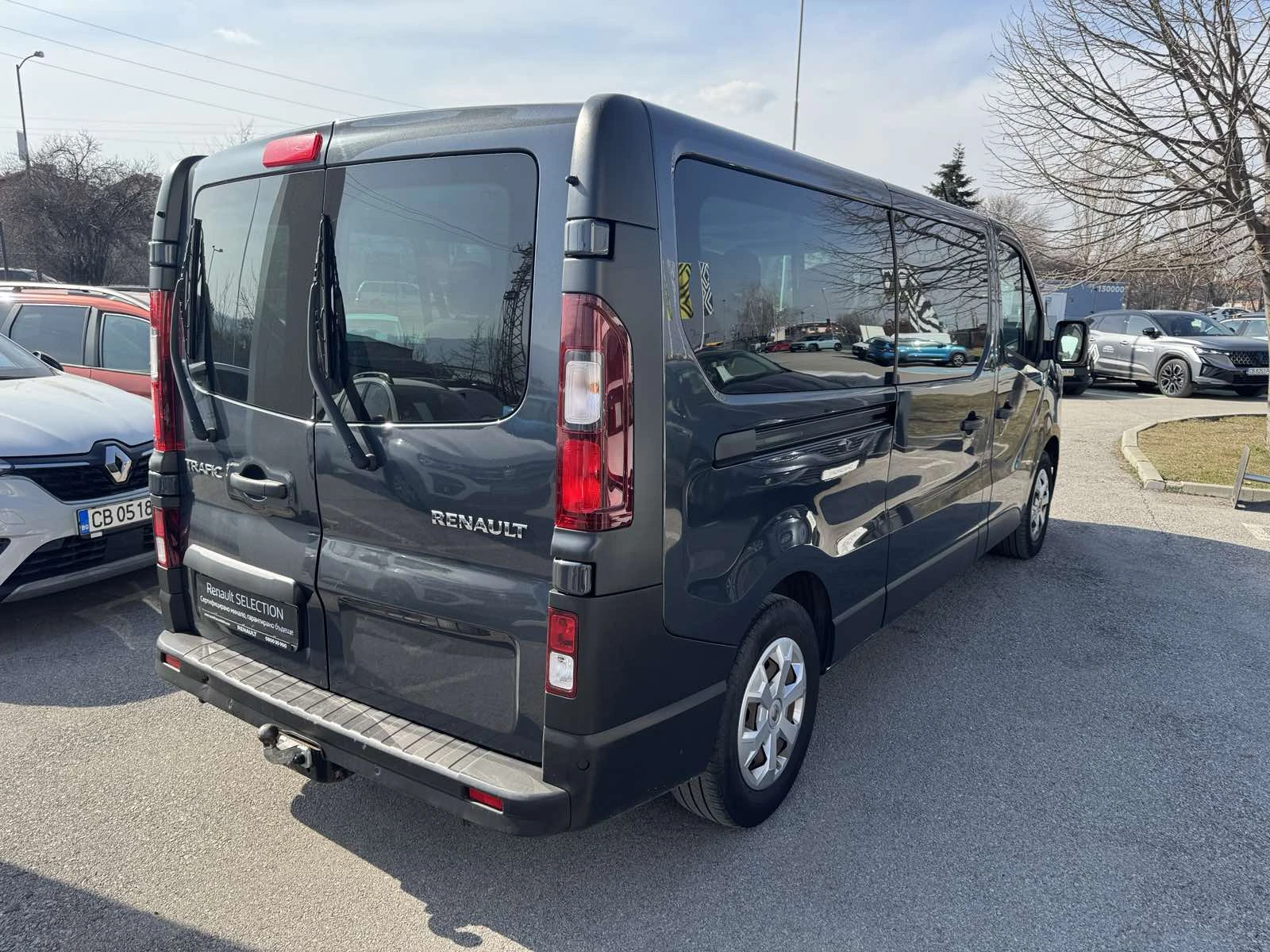 Renault Trafic 2.0dCi , снимка 6 - Бусове и автобуси - 53708576