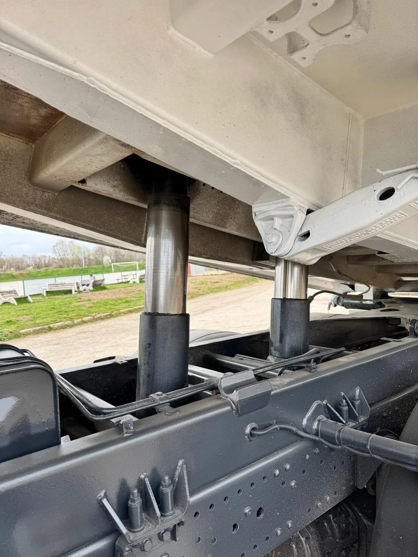 Mercedes-Benz Actros 4144, снимка 10 - Камиони - 54486683