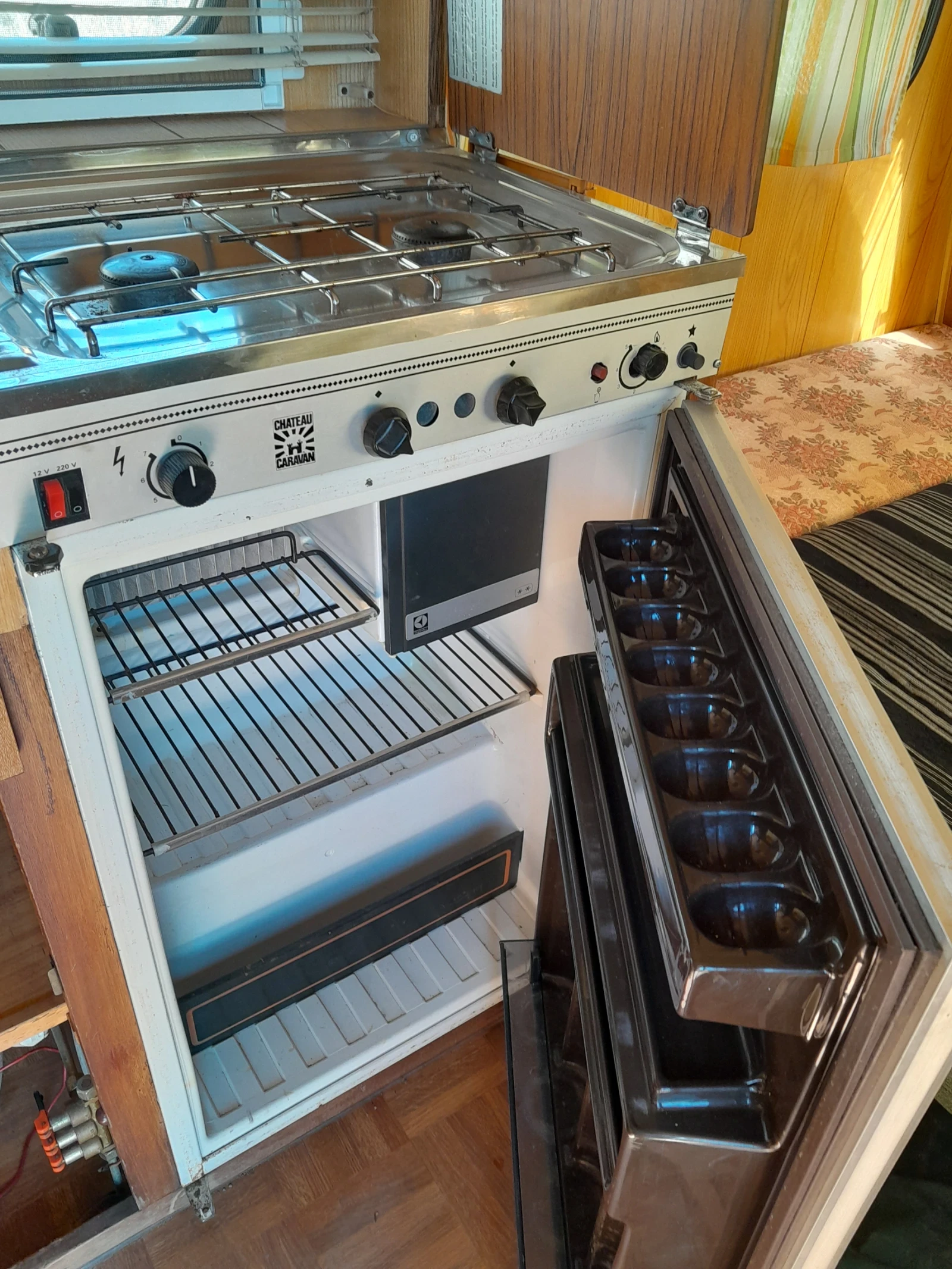 �������� Chateau | Mobile.bg � ����������� 11